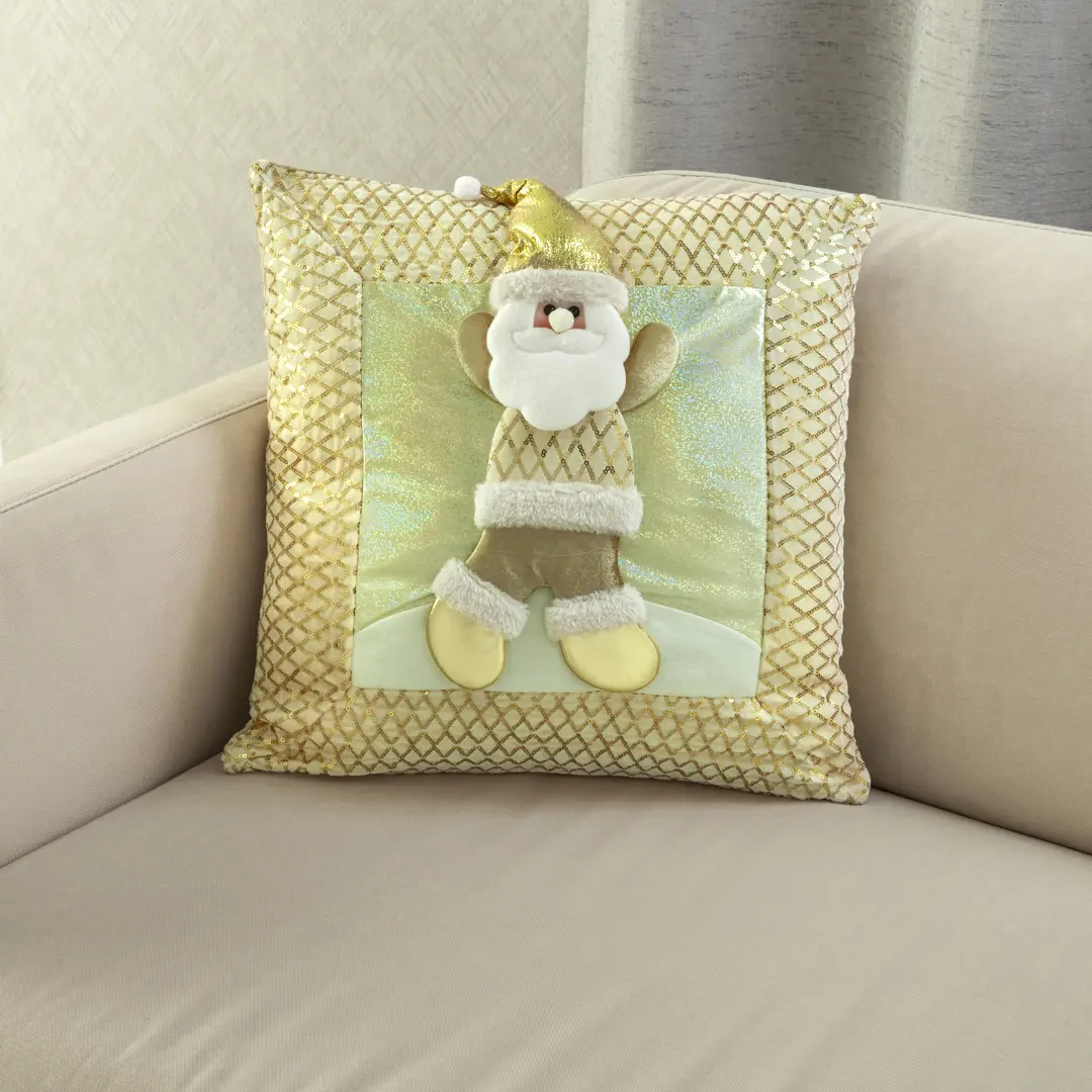 Forro Cojín Decorativo Navidad con Aplique Santa de Oro