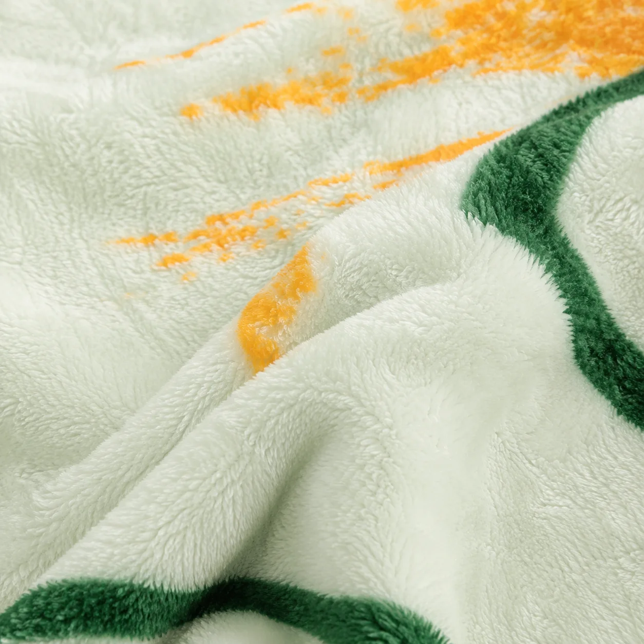 Cobija Piel De Durazno Estampada Ritmo de Colores-2