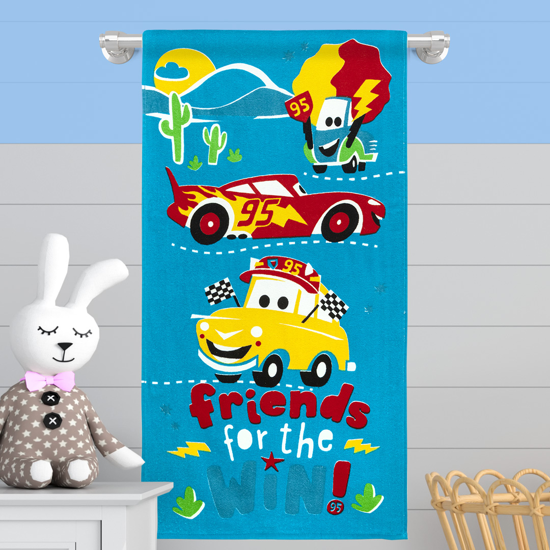 Toalla Infantil 320 Gramos Rayo McQueen And Friends
